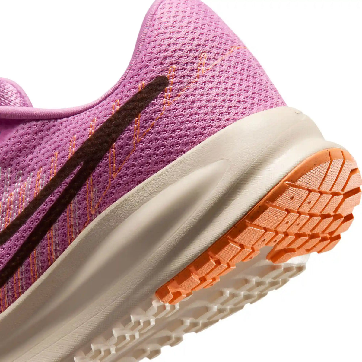 Nike Run Defy