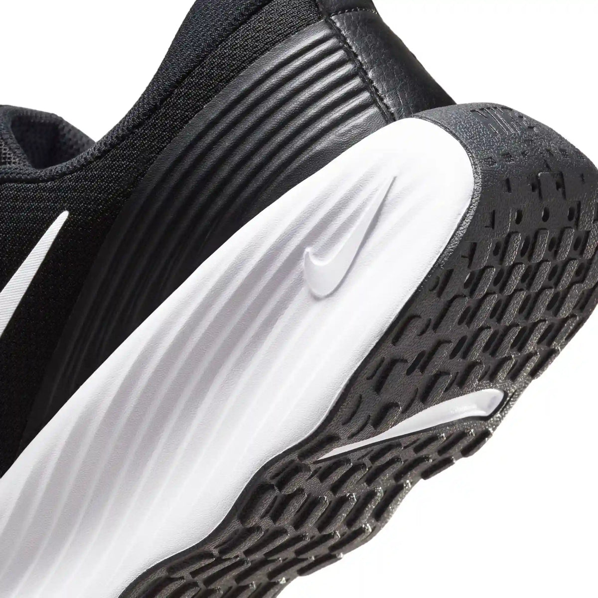 Nike Promina