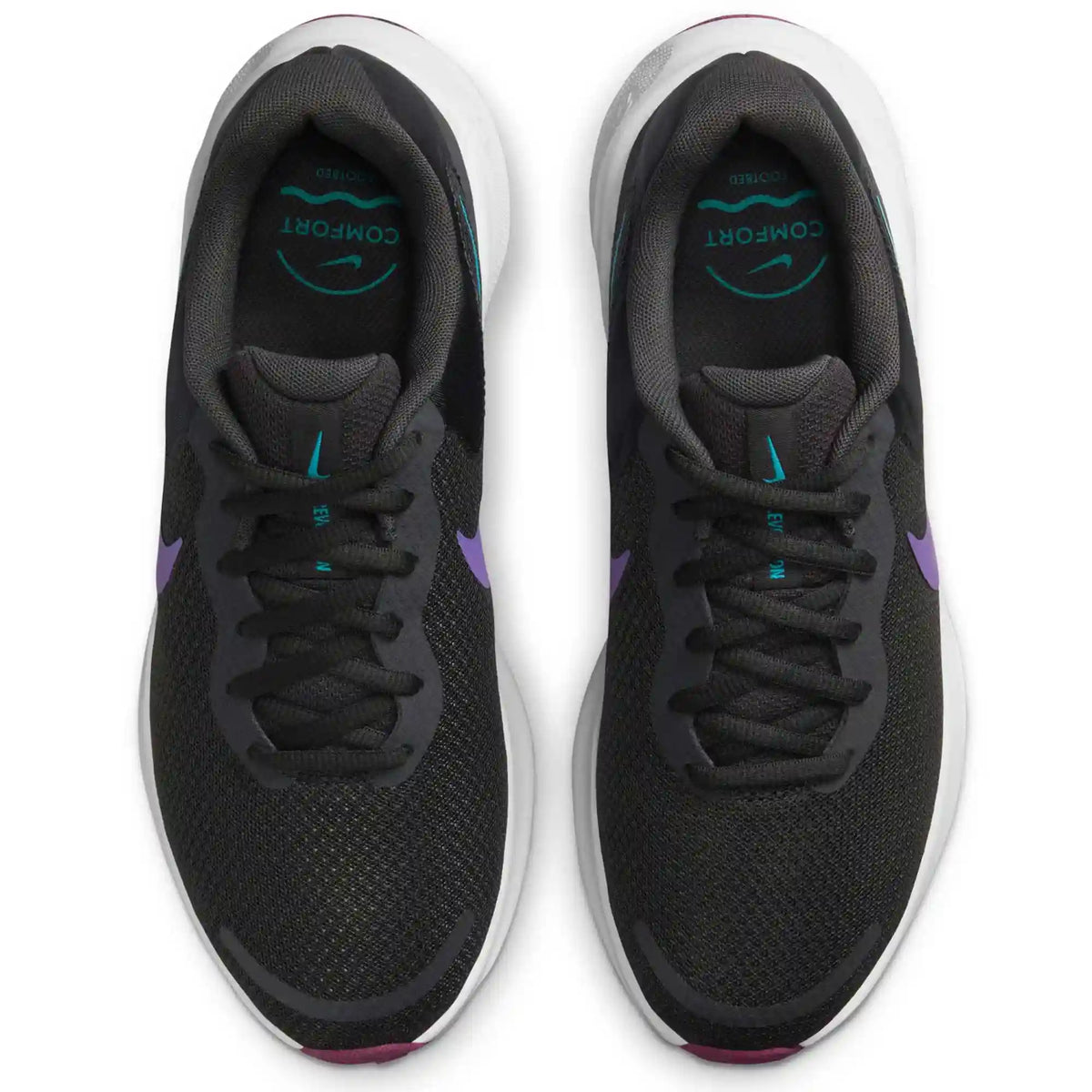 Nike Revolution 7