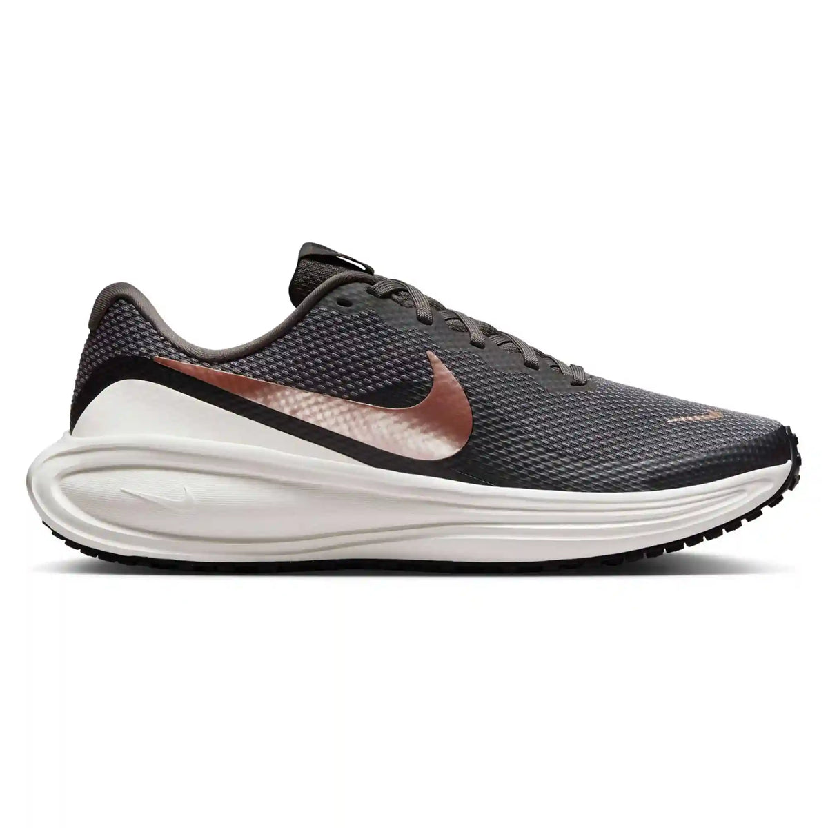 Nike Revolution 8