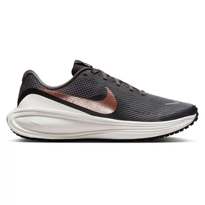 Nike Revolution 8