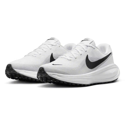 Nike Revolution 8