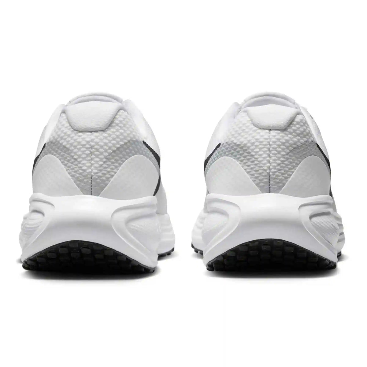 Nike Revolution 8