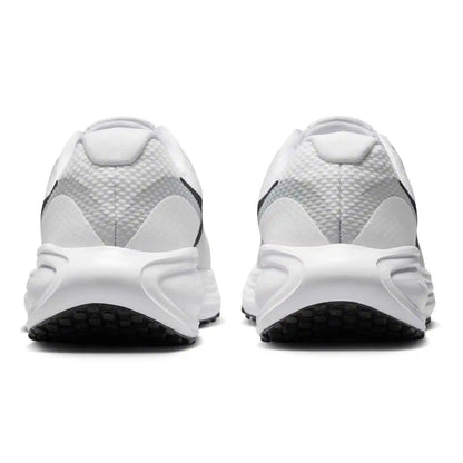 Nike Revolution 8