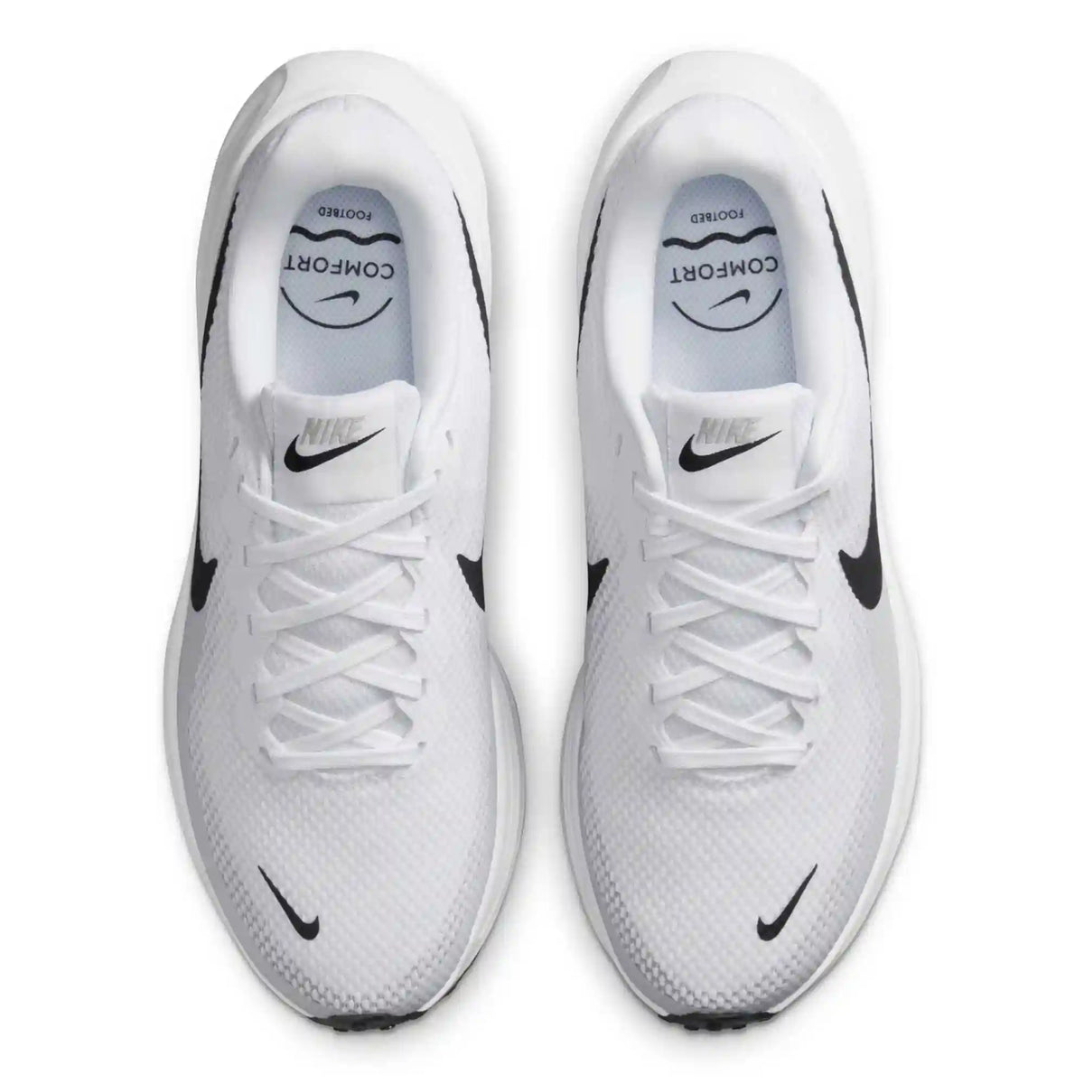Nike Revolution 8