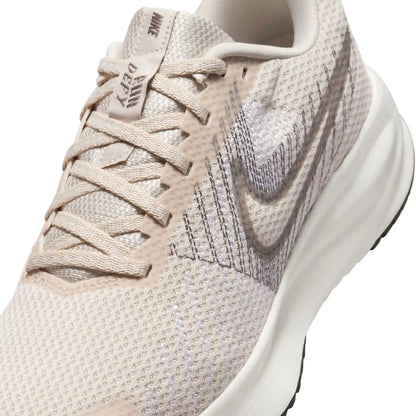 Nike Run Defy