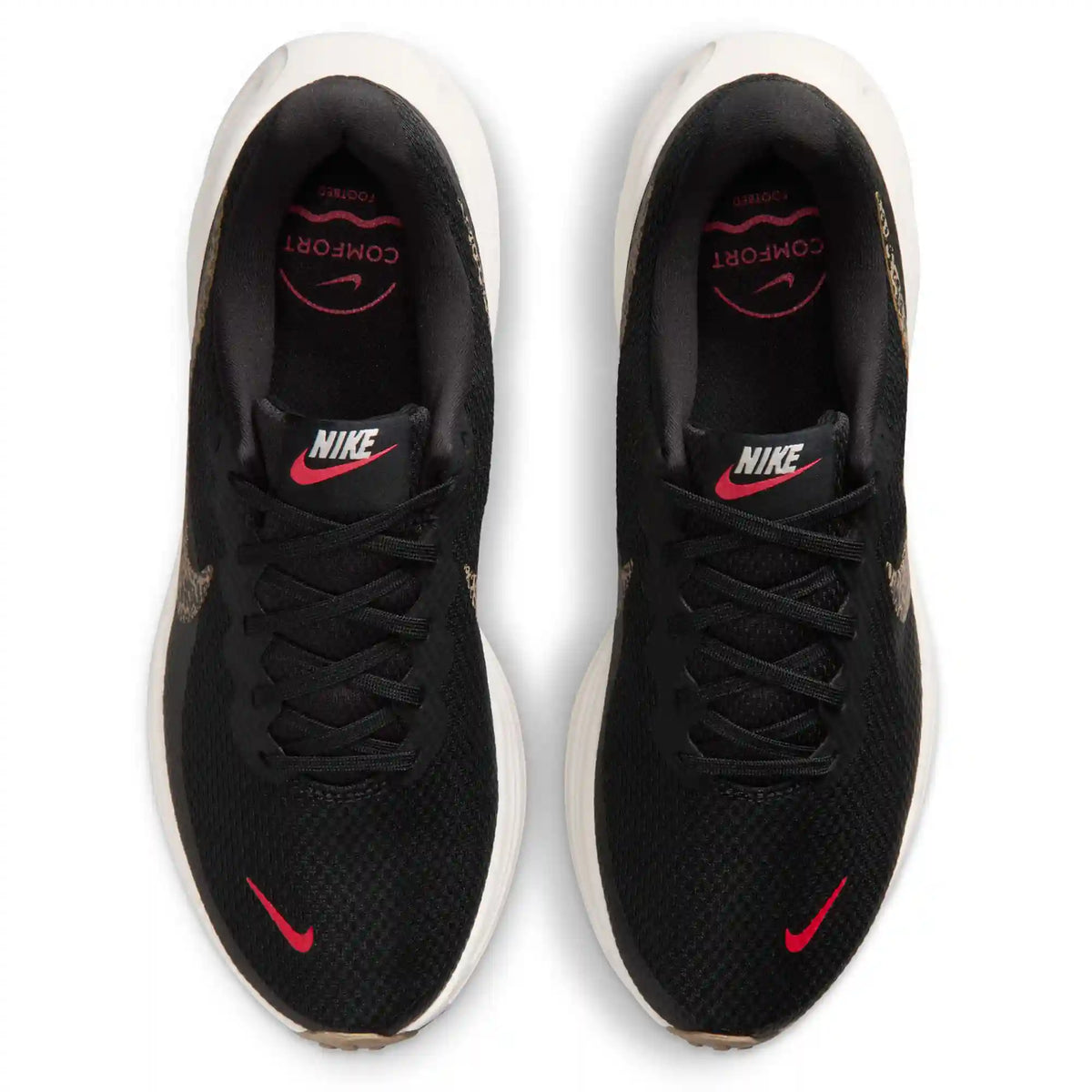 Nike Revolution 8