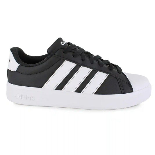 adidas Streettalk