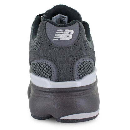 New Balance 603