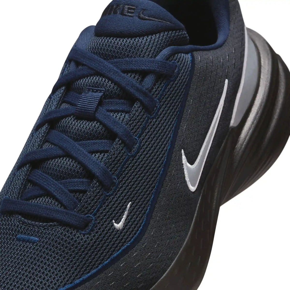Nike Uplift SC