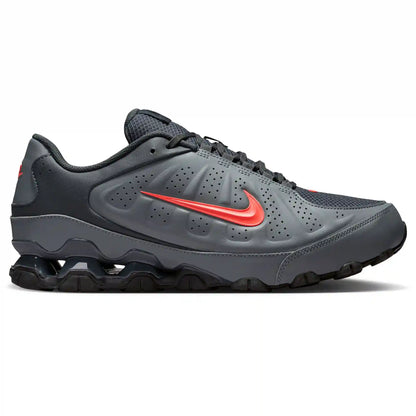 Nike Reax 8