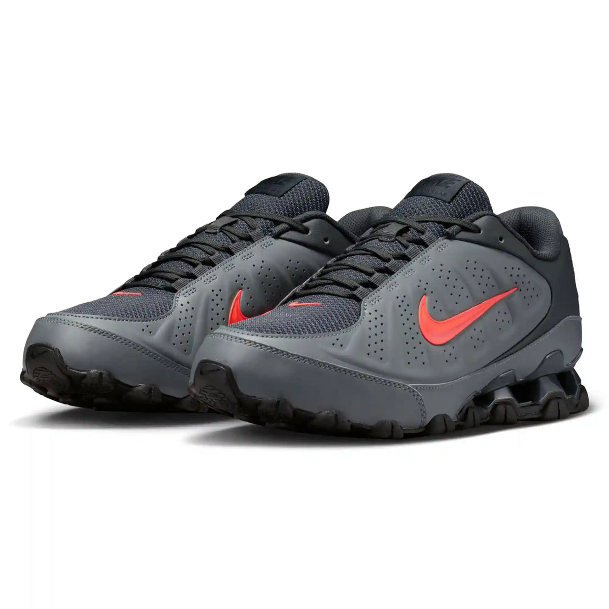 Nike Reax 8