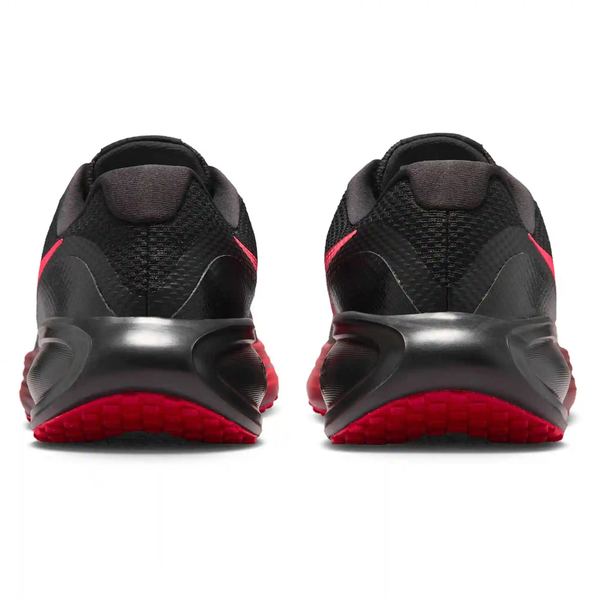 Nike Revolution 8