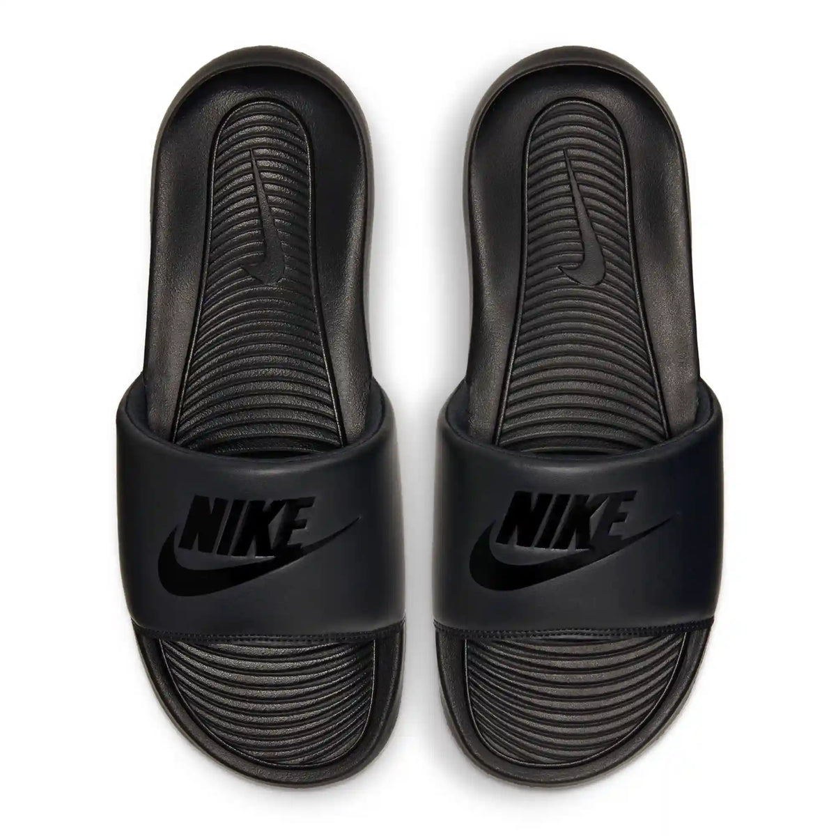 Nike Victori One