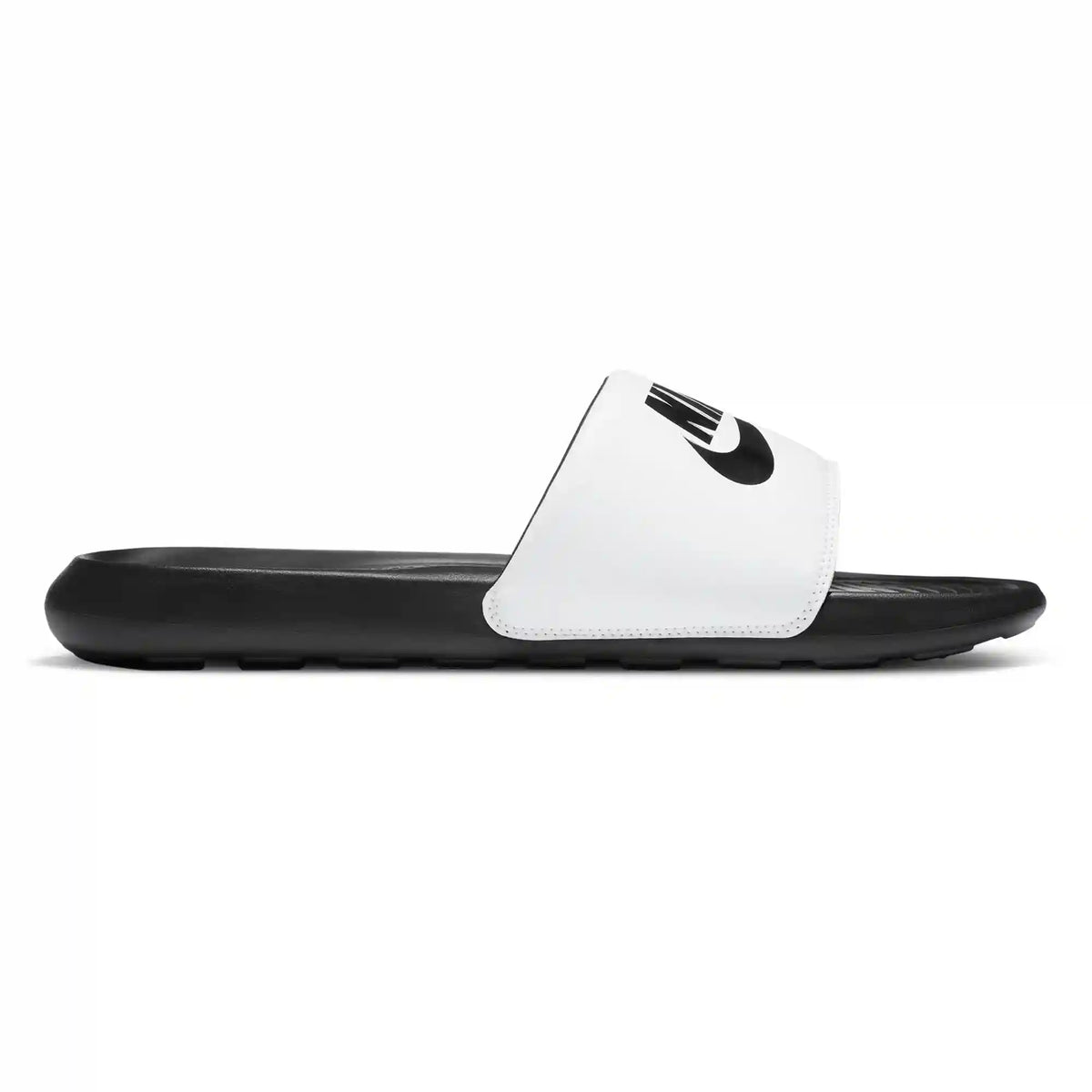 Nike Victori One