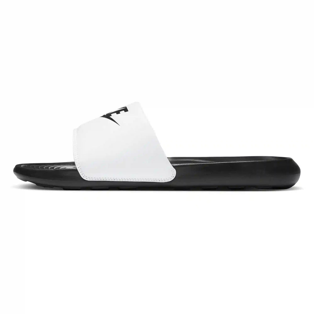 Nike Victori One
