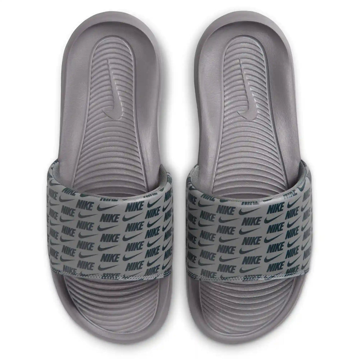 Nike Victori One